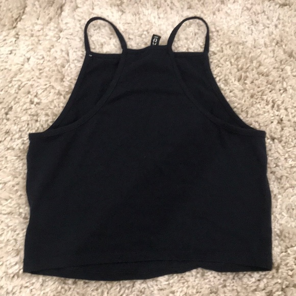 tank top - Picture 2 of 3
